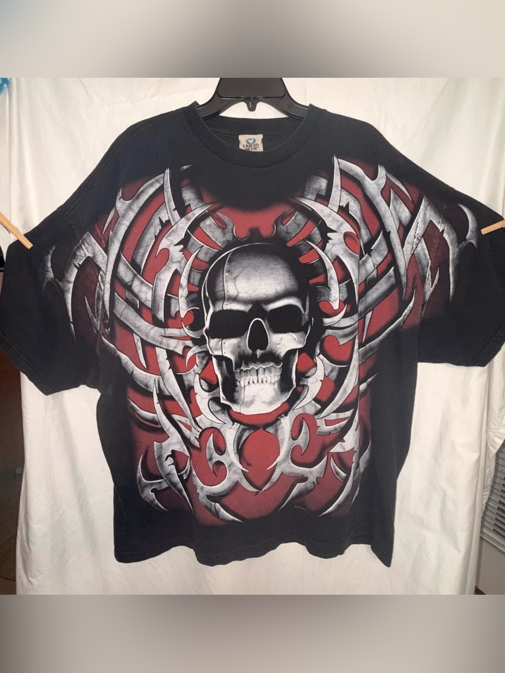 Vintage 1999 Liquid Blue Graphic Skull Print Men's T-Shirt - Black and Red, 4XL